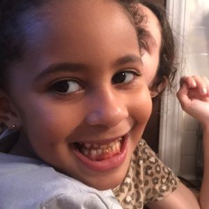 Meet your Posher, Dana